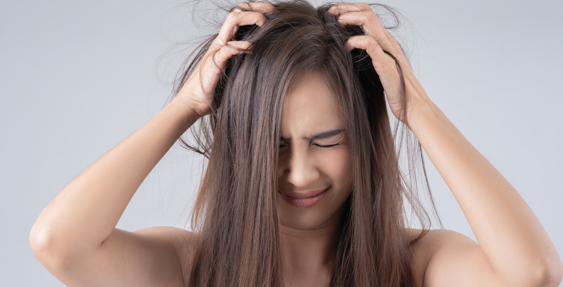 7 ingredientes tóxicos que debes evitar en los productos para el cabello.